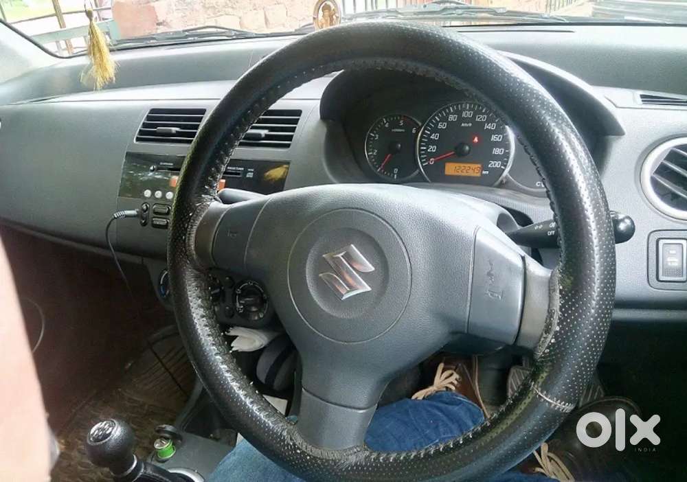 Maruti Suzuki Swift Dzire 2010 Diesel 123100 Km Driven