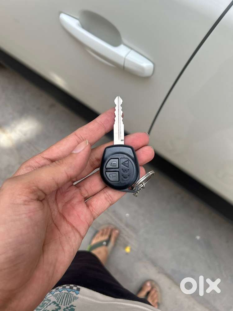 Maruti Suzuki Brezza Lxi Cng 2025 2026