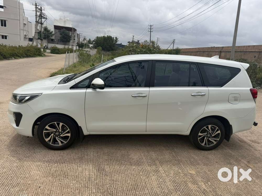 Toyota Innova Crysta 2022