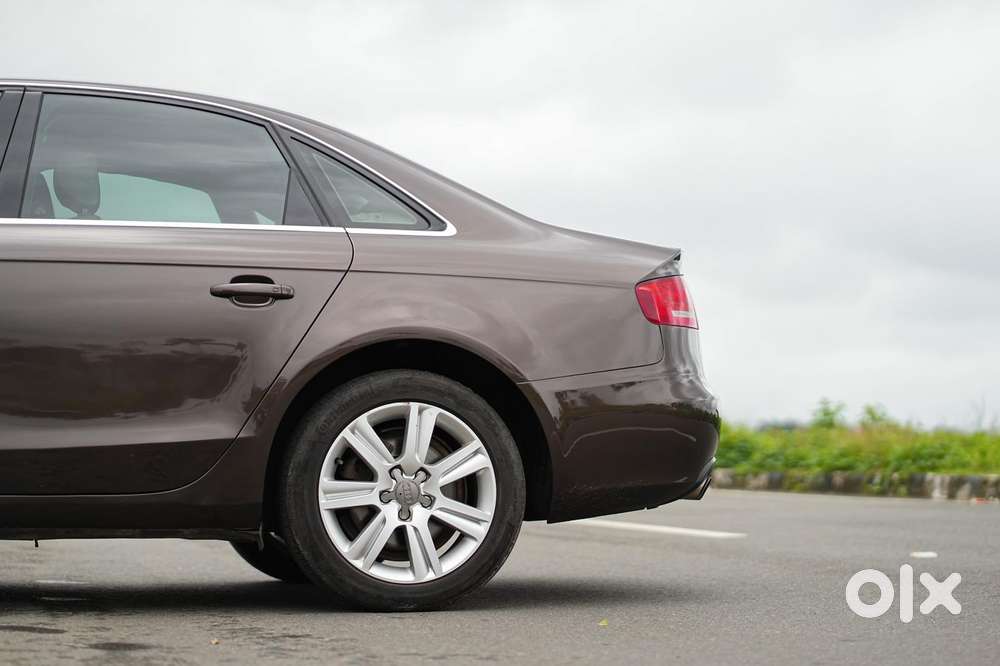 Audi A4 2.0 Tdi Premium With Sunroof, 2011, Diesel