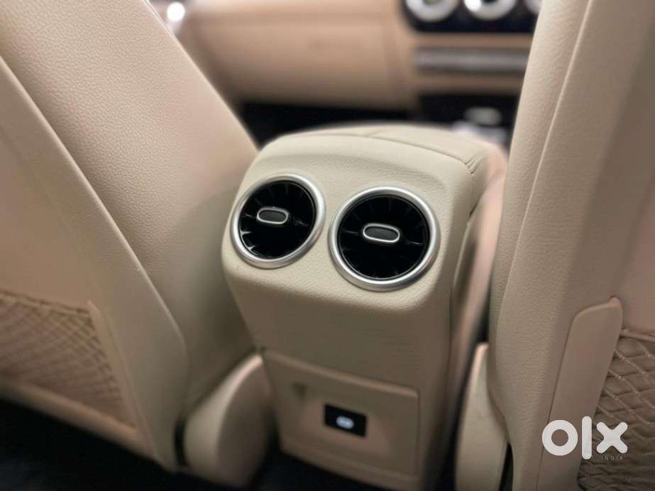 Mercedes-benz A-class Limousine 200, 2023, Petrol