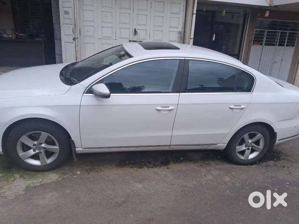 Volkswagen Passat 2012 Diesel With Automatic Transmission