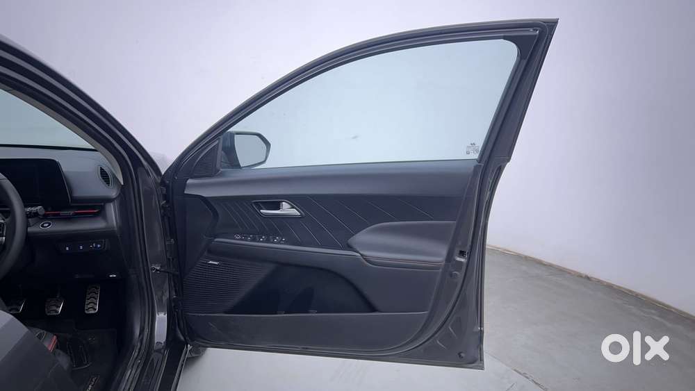 Hyundai Verna 1.5 Sx (o) Turbo Petrol Mt, 2023, Petrol