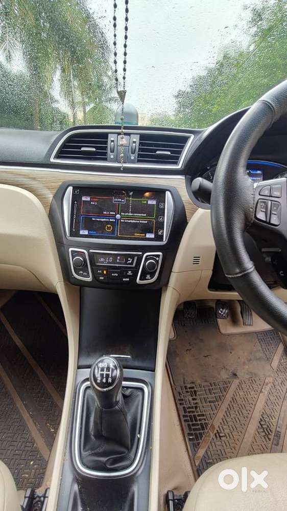 Maruti Suzuki Ciaz Smart Hybrid Alpha , 2019, Petrol