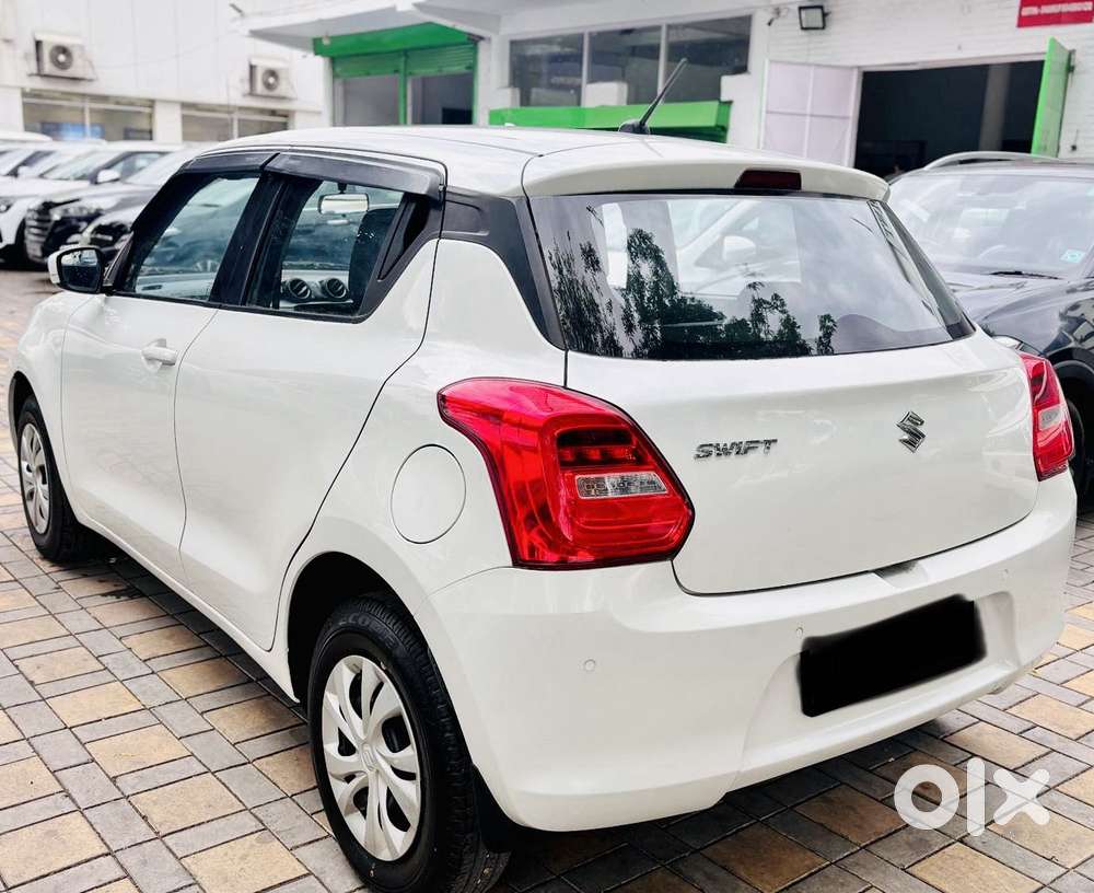 Maruti Suzuki Swift Vxi Glory Limited Edition, 2024, Petrol