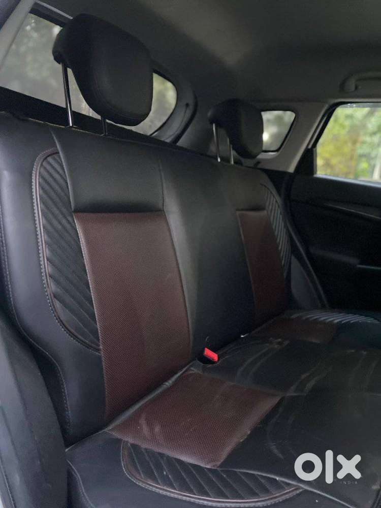 Maruti Suzuki Brezza 1.5 Vxi At Smart Hybrid, 2024, Petrol