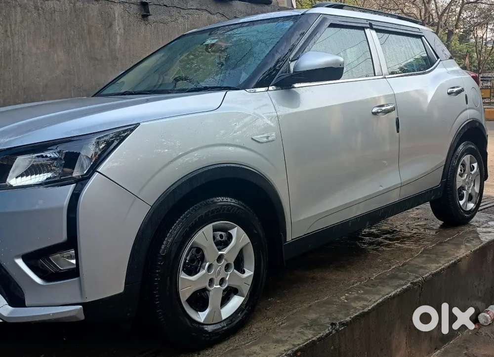 Mahindra Xuv300 2022 Petrol Well Maintained