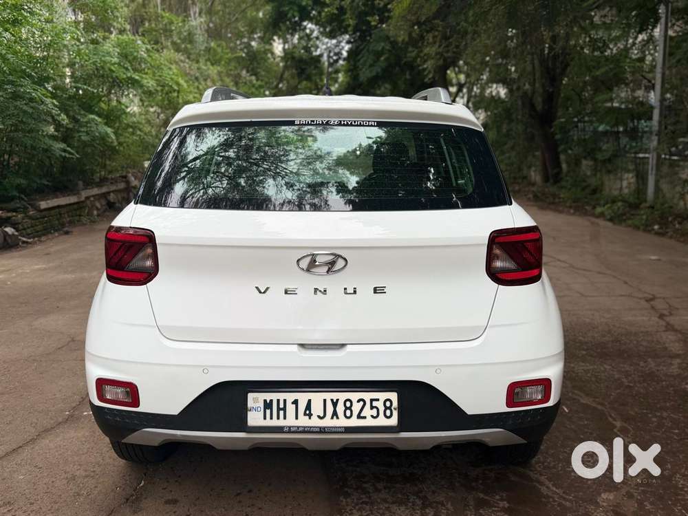 Hyundai Venue, 2022, Petrol