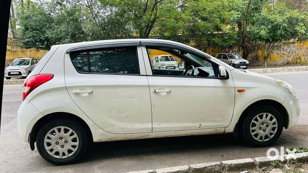 Hyundai Car Manual Petrol 2011