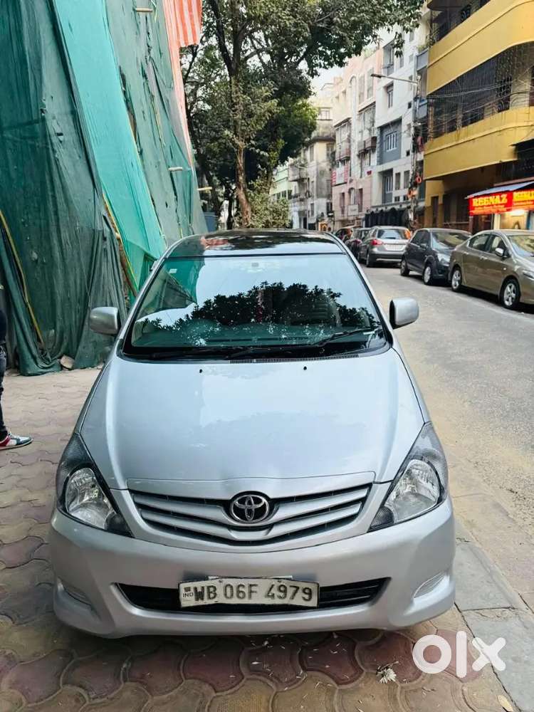 Toyota Innova 2.5 G 2011
