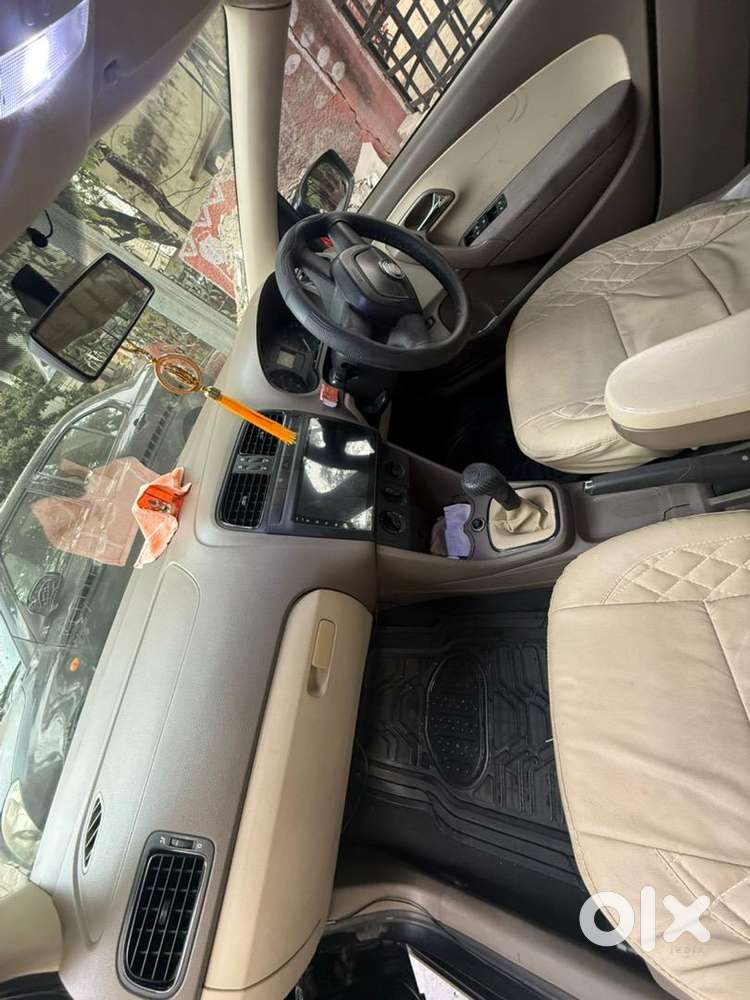 Skoda Rapid 2012 Petrol 60000 Km Driven