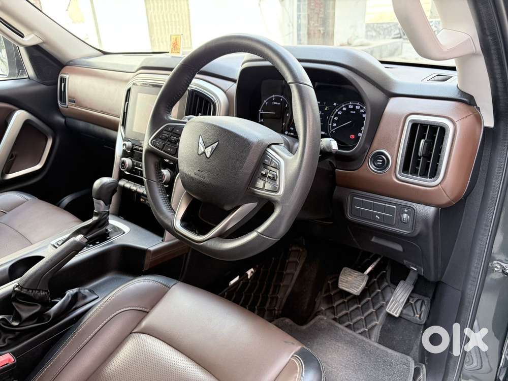 Mahindra Scorpio-n 2.2 Z8 L Diesel At 6 Str, 2023, Diesel