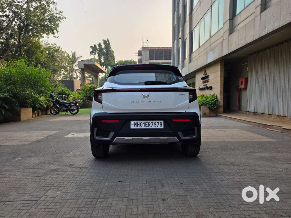 Mahindra Xuv 3xo Ax7l 1.2 Petrol At (pg), 2024, Petrol