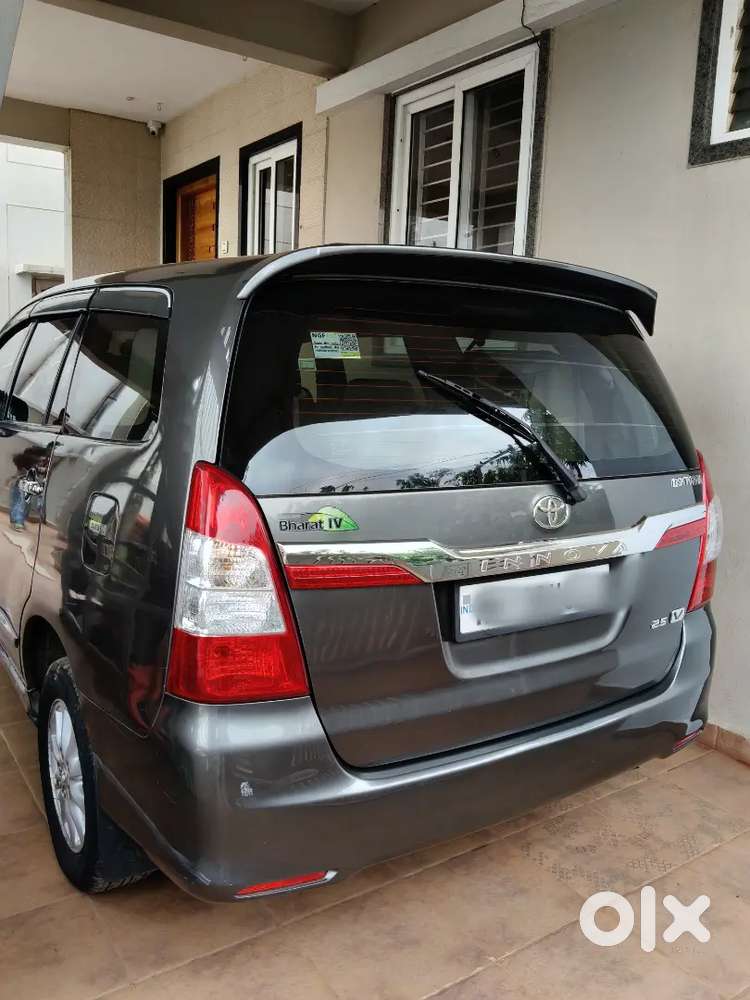 Toyota Innova Diesel Manual 2014 3rd Owner