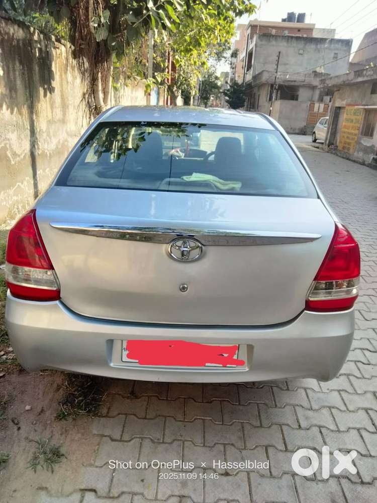 Fuel Efficient Car 25+ Mileage