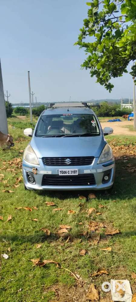 Maruti Suzuki Ertiga 2012 Diesel 235000 Km Driven