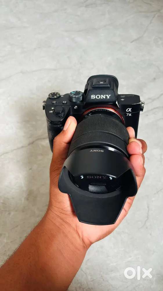Sony A7miii with 28-70mm kit lens