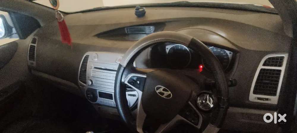 Hyundai I20 1.4 Asta 2011 Petrol