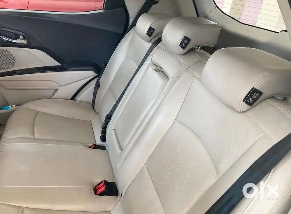 Mahindra Xuv300 2019 Diesel Well Maintained