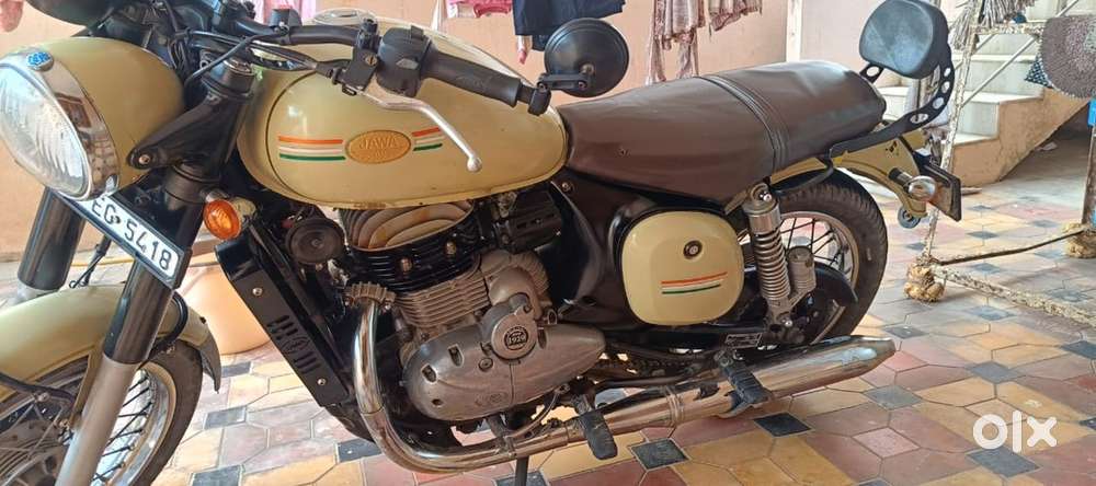 Jawa 42 urgent sale. Relocating