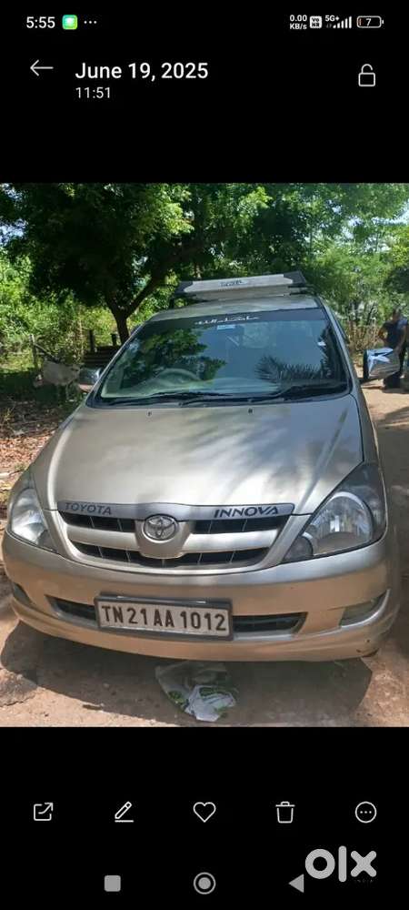Toyota Innova 2007 V