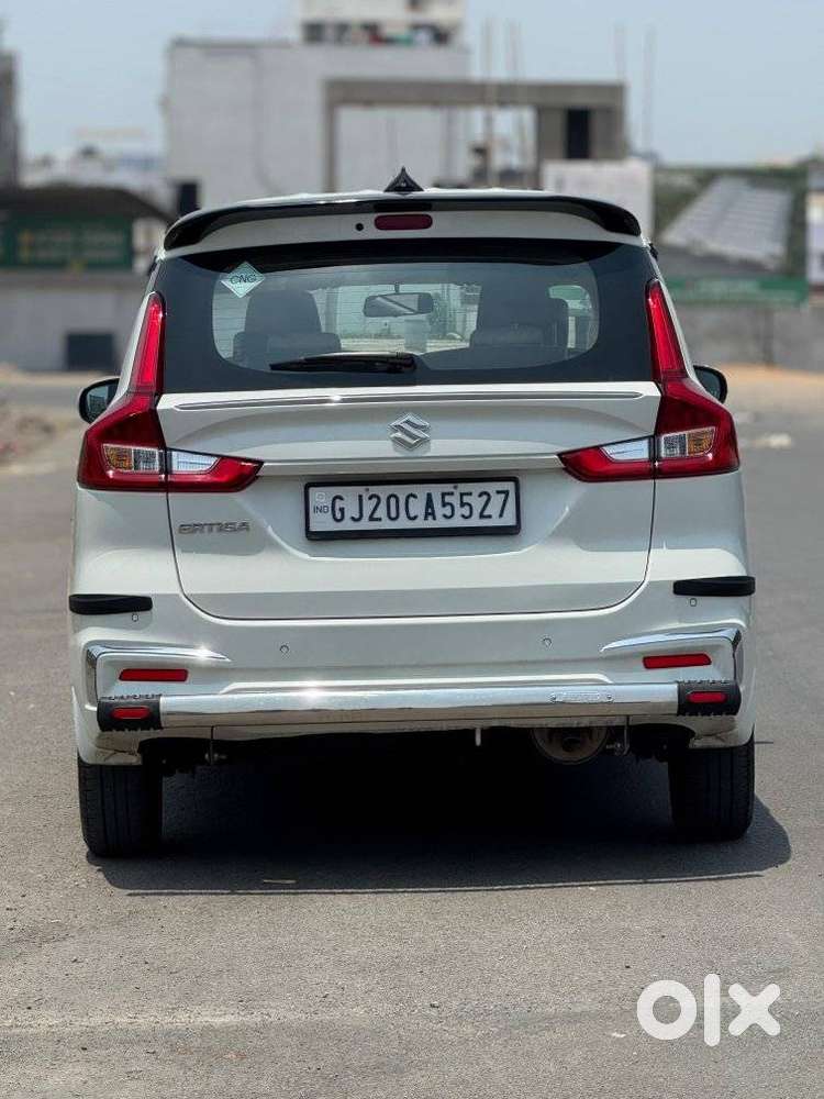 Maruti Suzuki Ertiga 1.5 Zxi Plus Shvs, 2024, Cng & Hybrids