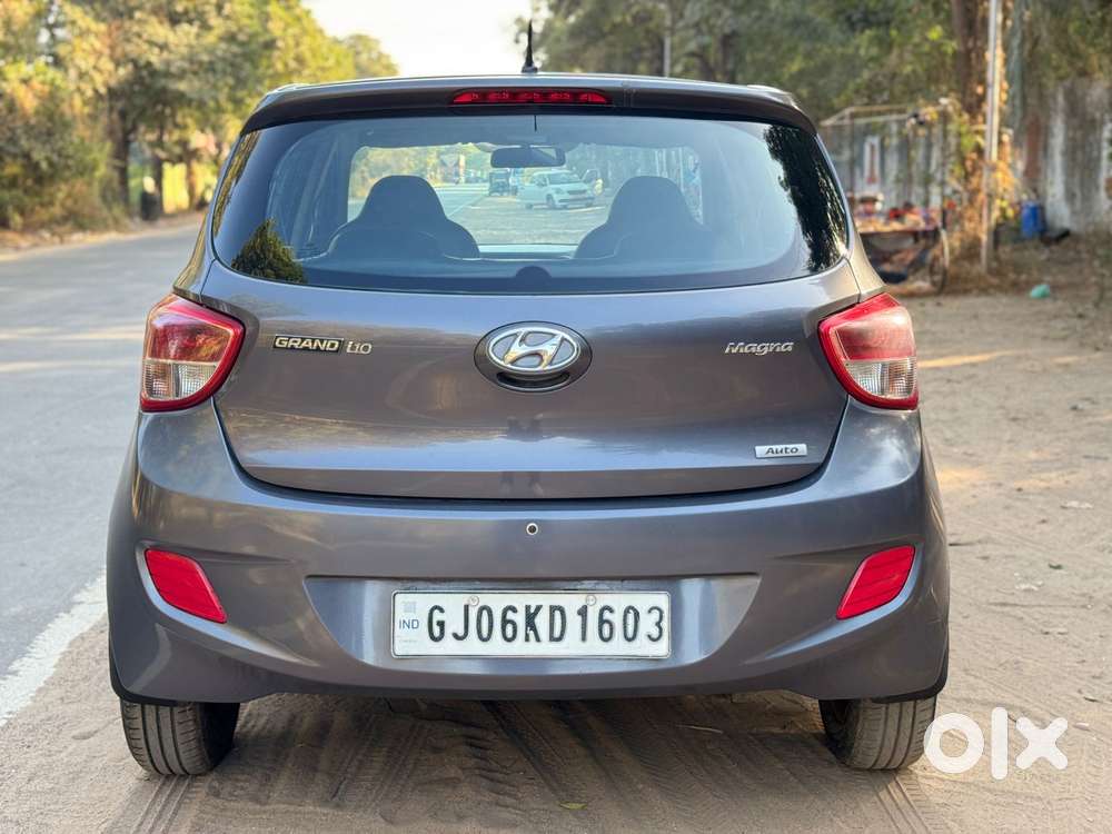 Hyundai I10 Magna Automatic, 2016, Petrol