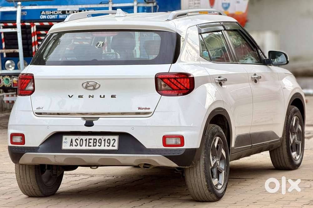Hyundai Venue 1.0 Sx (o) Turbo Dct, 2020, Petrol