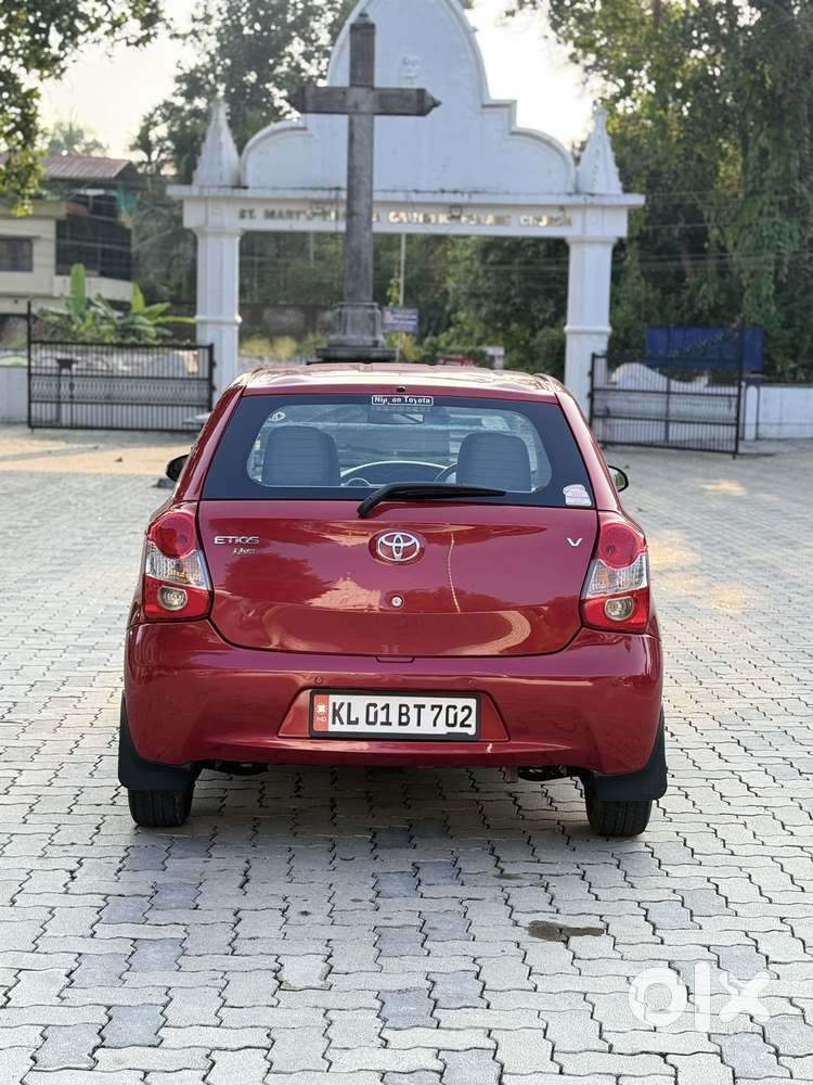 Toyota Etios Liva V, 2015, Petrol