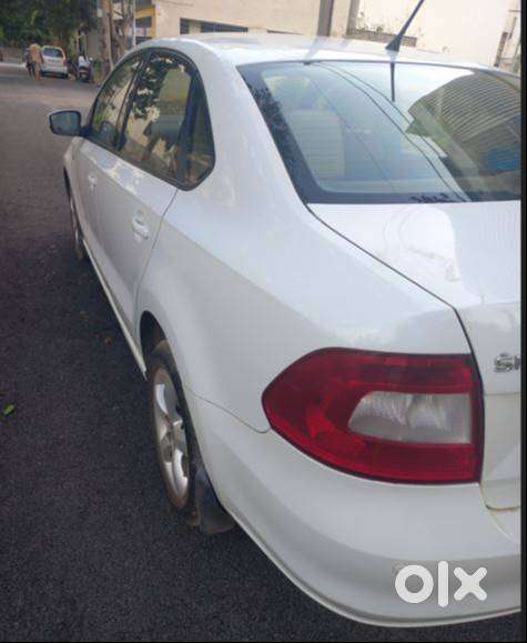 2014 Skoda Rapid Elegance 1.6 Diesel  Well Maintained