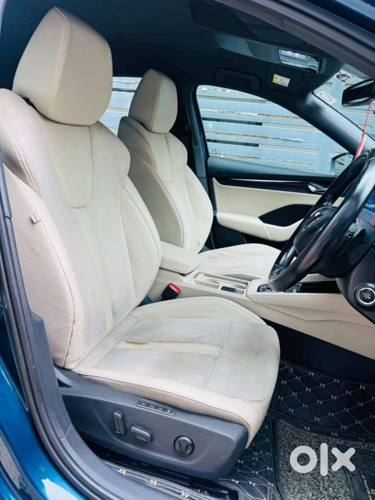 Skoda Octavia 2.0 L K Tsi At, 2022, Petrol