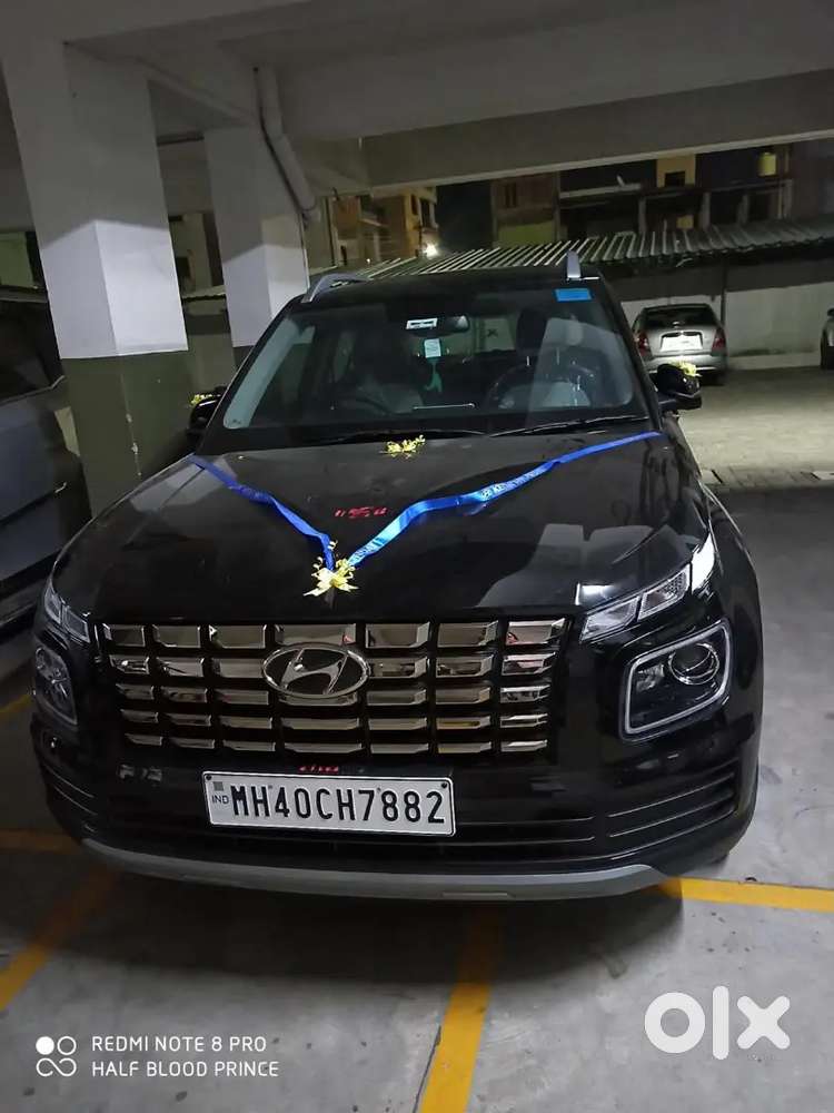 Hyundai Venue 2022 Petrol 29000 Km Driven