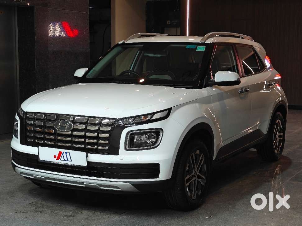 Hyundai Venue 1.0 Sx (o) Turbo Dct, 2023, Petrol