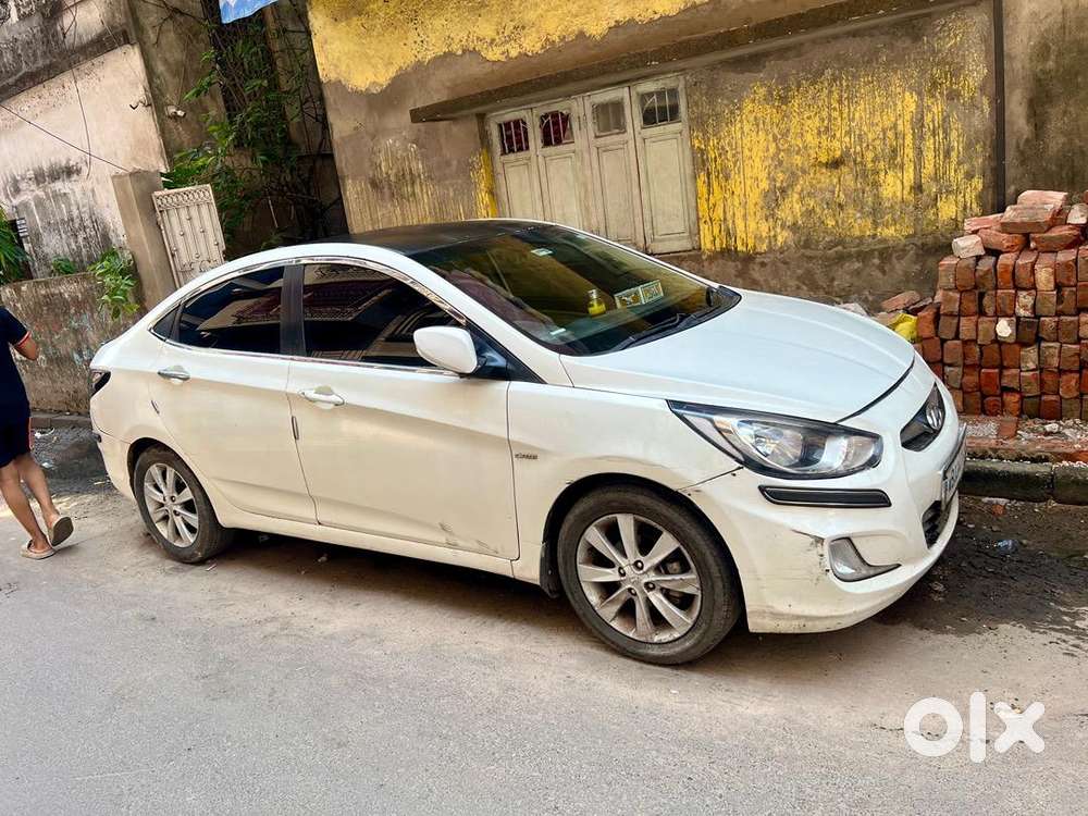 Hyundai Fluidic Verna 2013