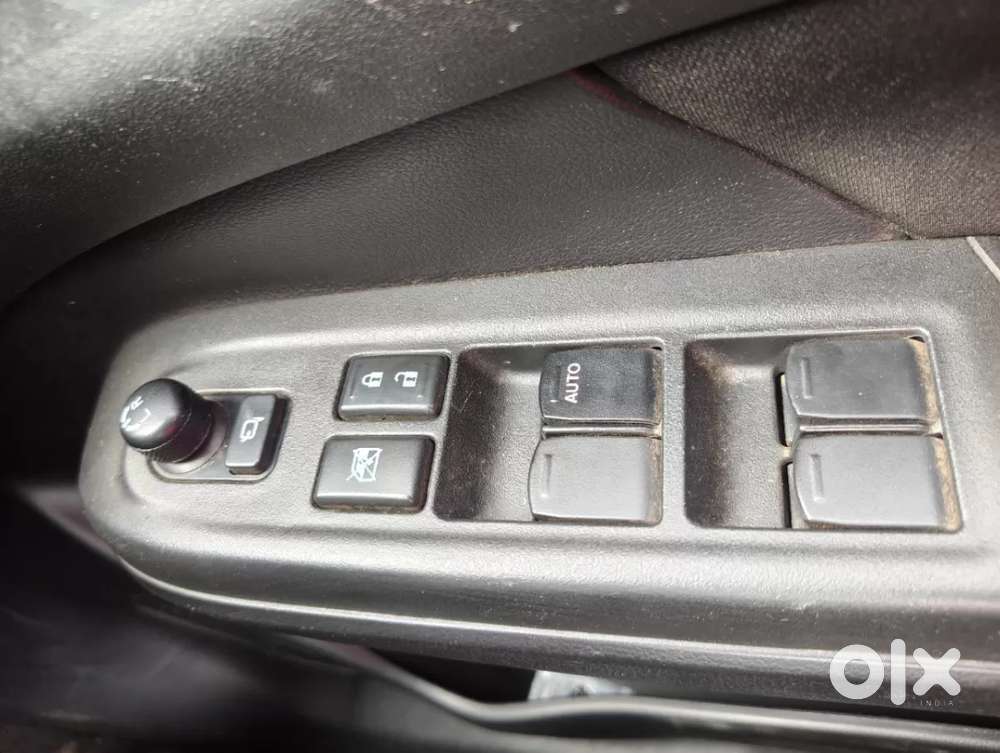 Maruti Suzuki Swift, 2025, Petrol