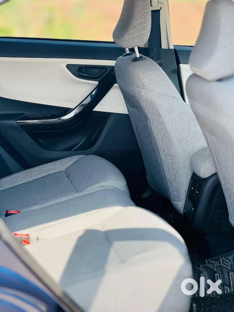 Tata Curvv 2025 Diesel 4000 Km Driven