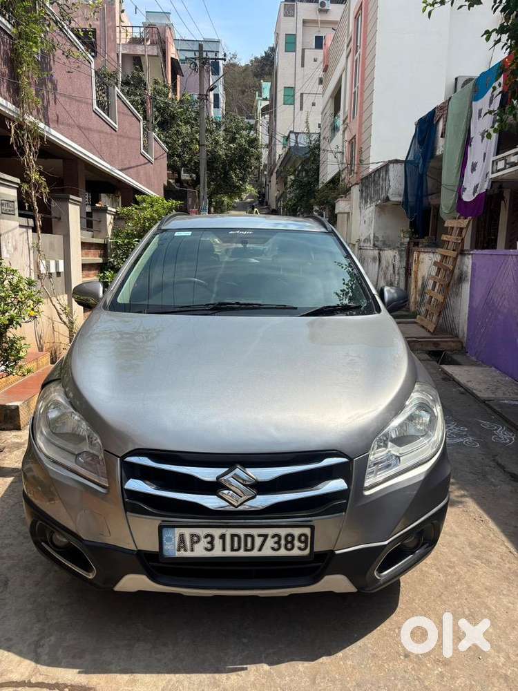 Maruti Suzuki S Cross 2016 Diesel Well Maintained