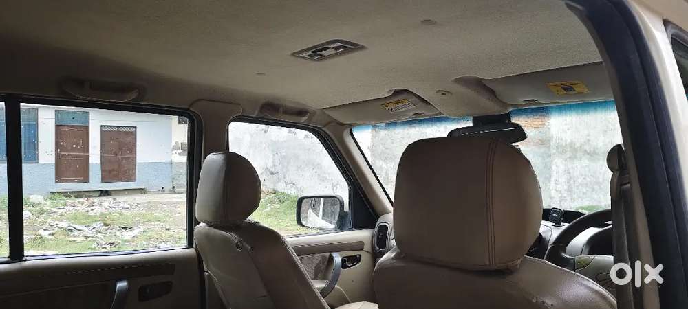 Mahindra Scorpio 2013 मैन्युफैक्चरर 2017 रजिस्ट्रेशन