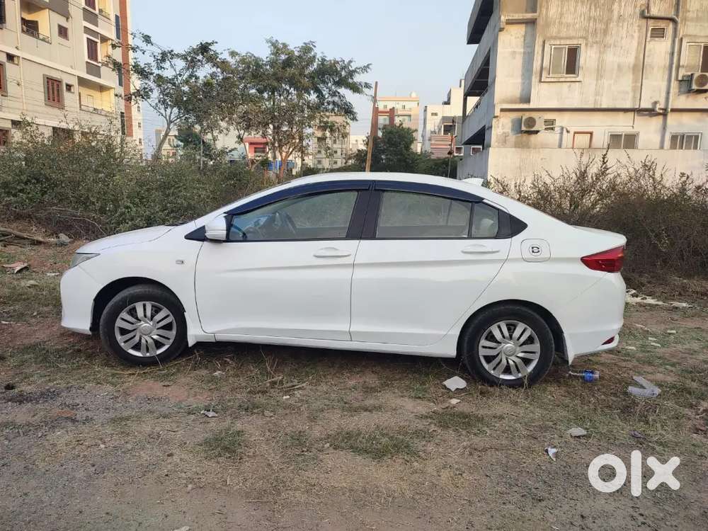 Honda City 2016 Diesel Well Maintained