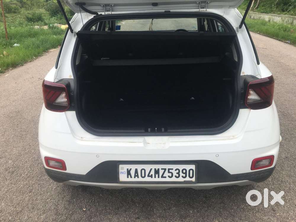 Hyundai Venue Sx Plus Turbo Dct, 2021, Petrol