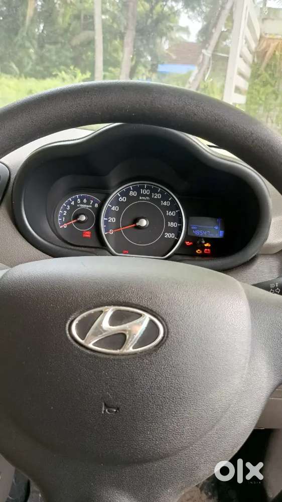 Hyundai I10 Sportz 2014 Model