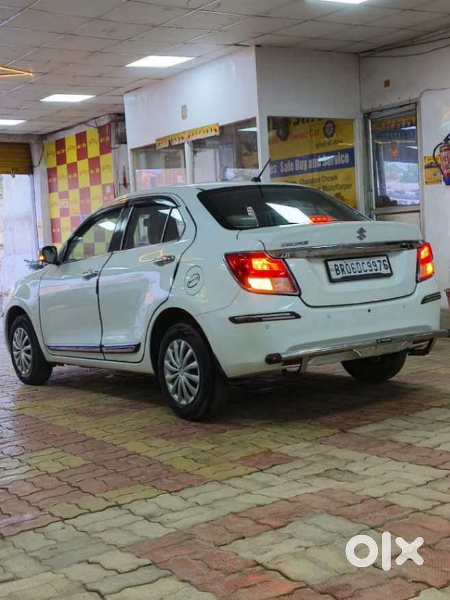 Maruti Suzuki Dzire 1.2 Vxi, 2023, Petrol