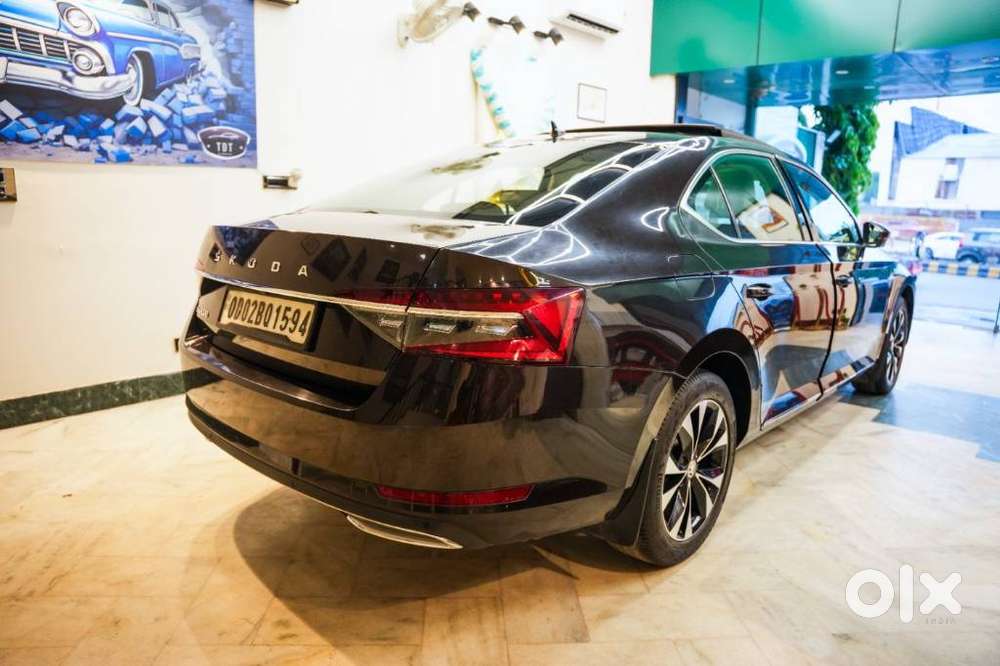 Skoda Superb L&k 2.0 Tdi At, 2021, Petrol