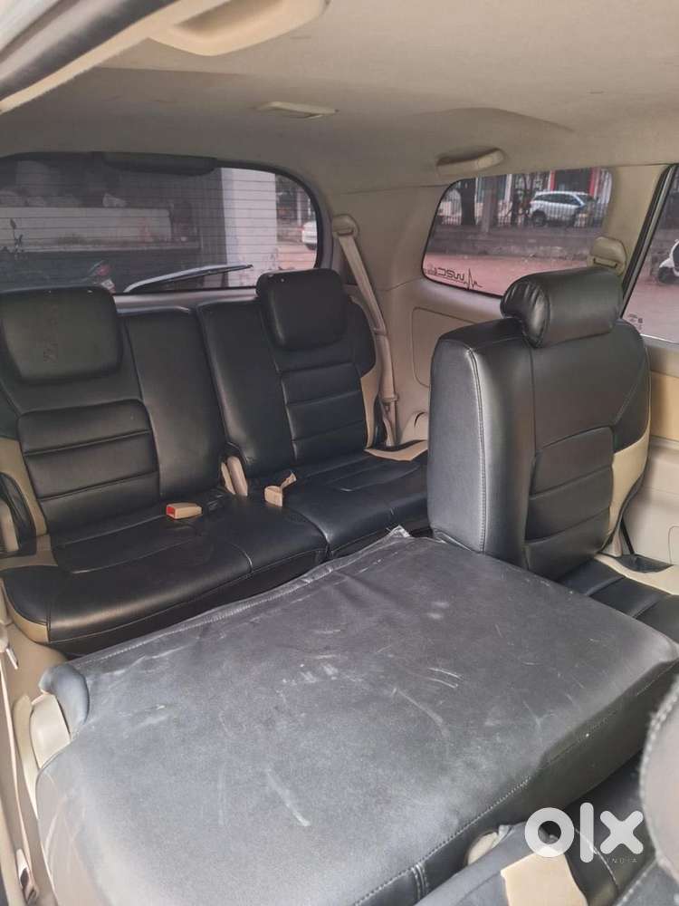 Toyota Innova 2.5 G (diesel) 8 Seater, 2012, Diesel