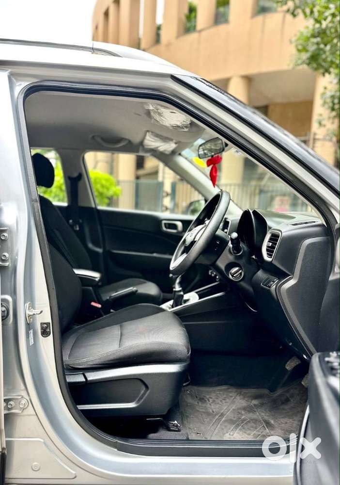 Hyundai Venue S Turbo, 2019, Petrol