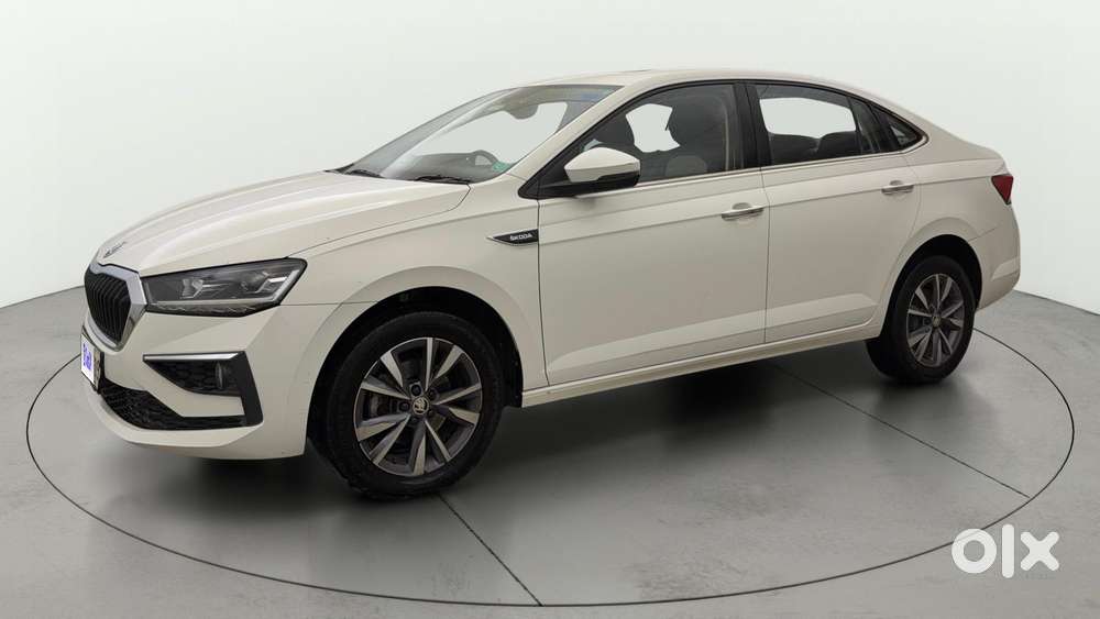 Skoda Slavia Style 1.0l Tsi Mt, 2022, Petrol