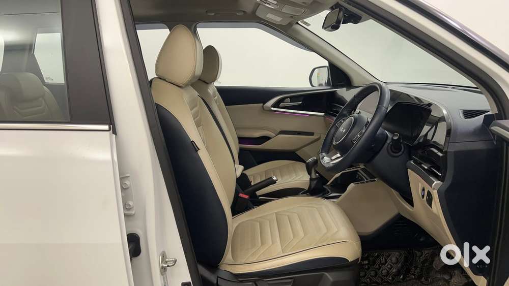 Kia Carens 1.4 Luxury Plus 6 Str, 2023, Petrol