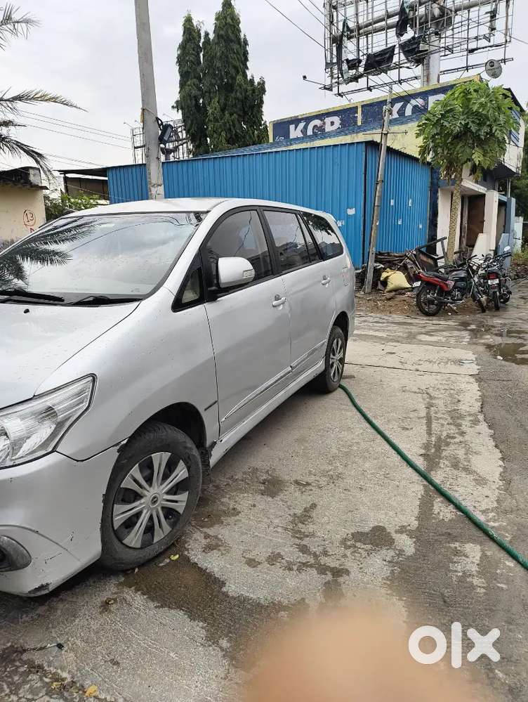 Toyota Innova Hycross 2008 Diesel 178000 Km Driven