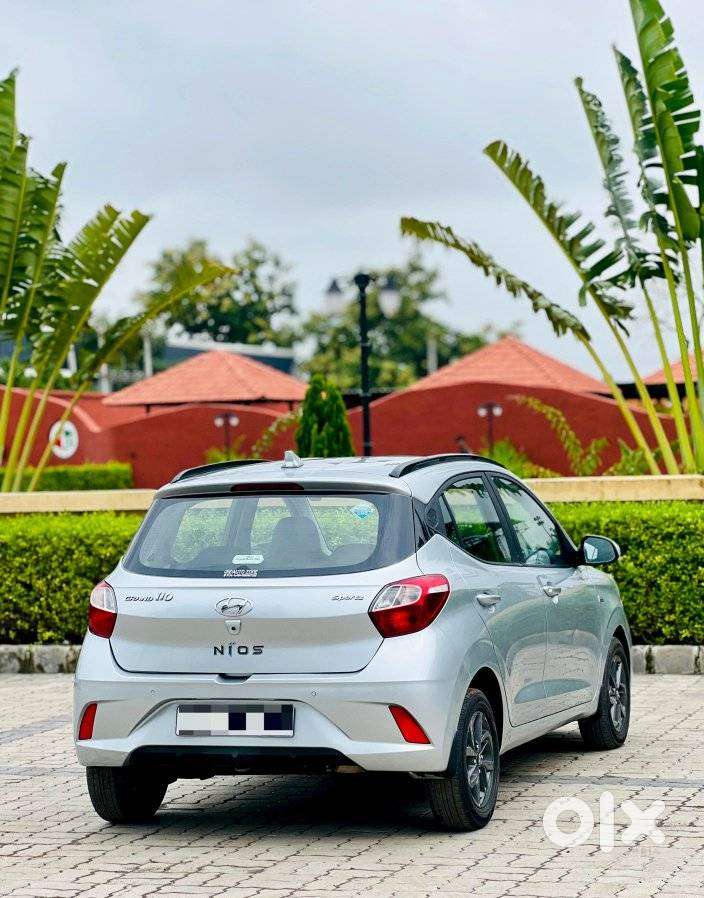 Hyundai Grand I10 Nios Amt Sportz, 2020, Cng & Hybrids