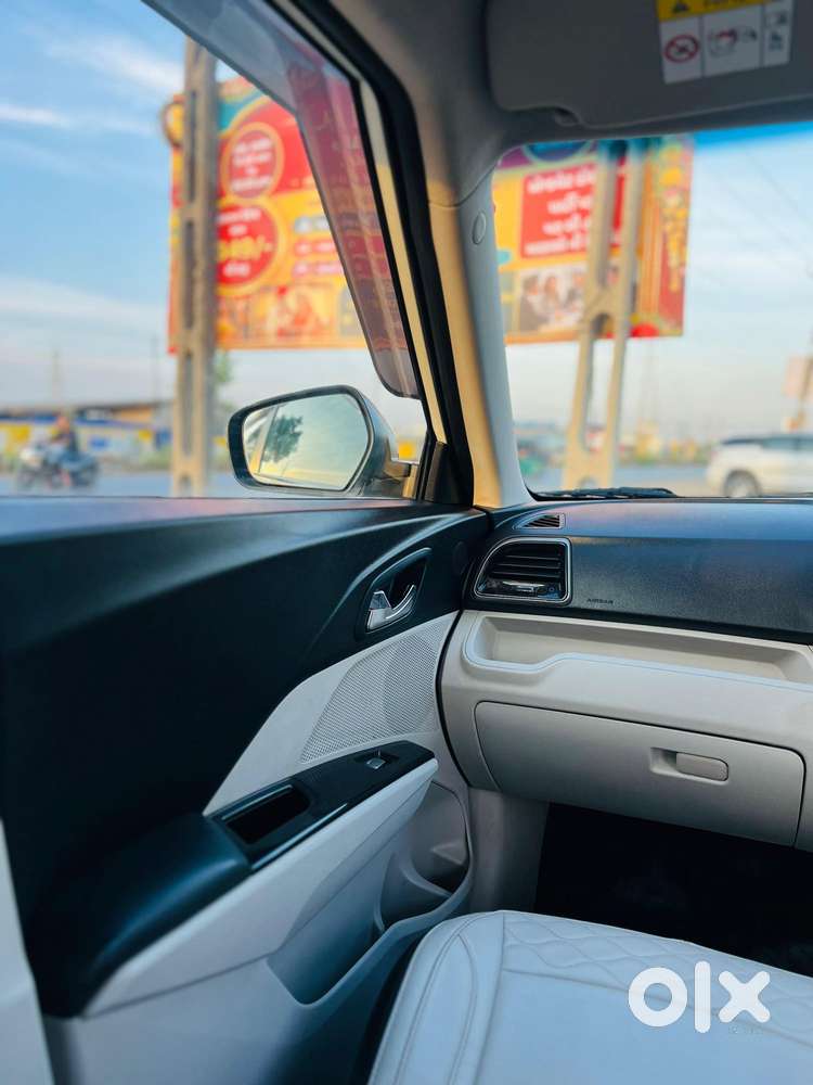 Mahindra Xuv300 W8 Diesel, 2020, Diesel